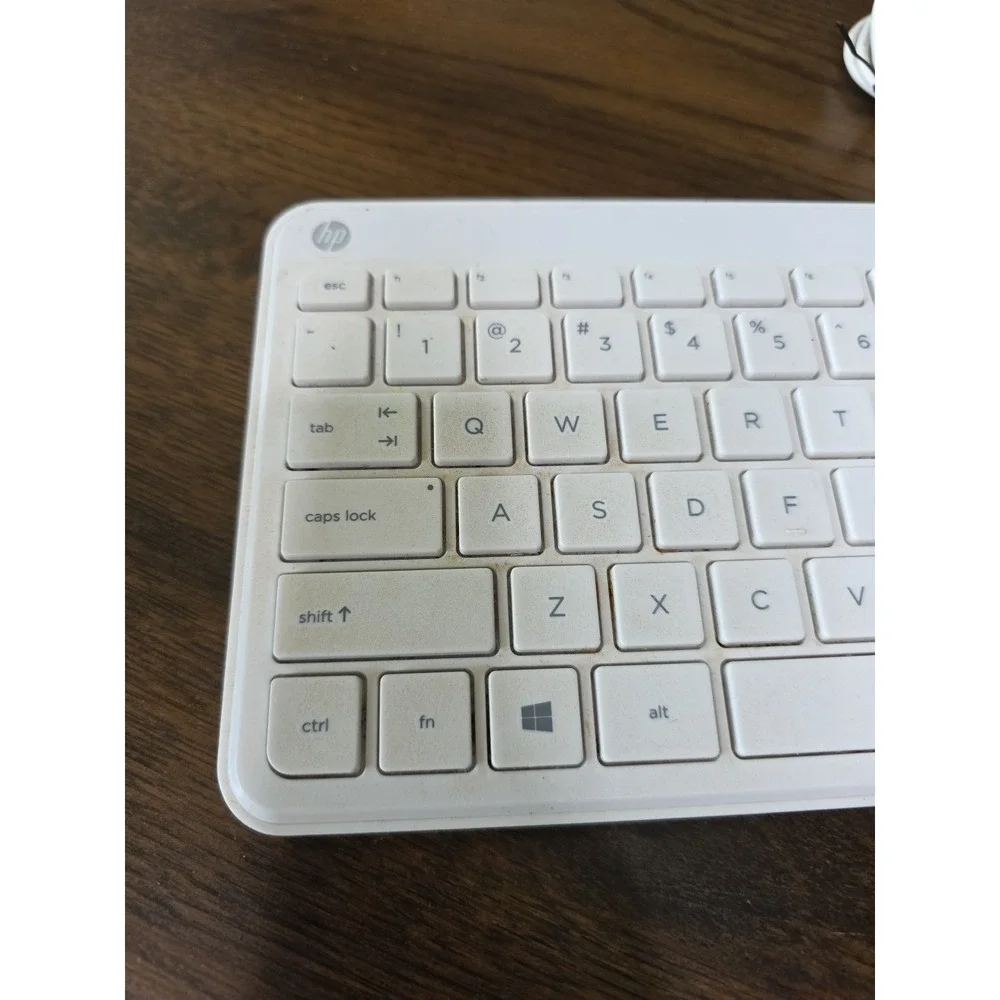 HP‎ KBAH21 USB Wired Super Slim Thin White PC Keyboard Lightweight Z1